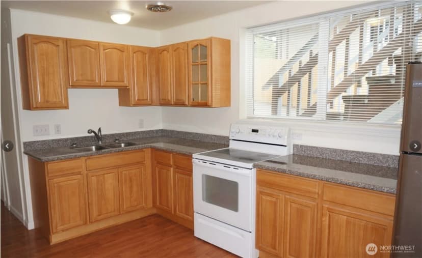 Property photo for 17816 44th Avenue W, Lynnwood photo 7