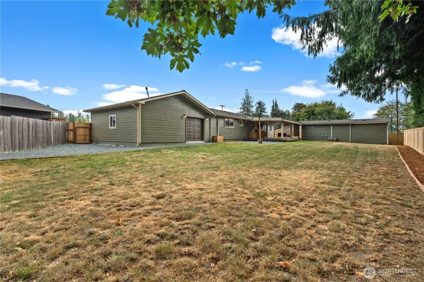 Property photo for 1910 110th Drive Se, Lake Stevens photo 29