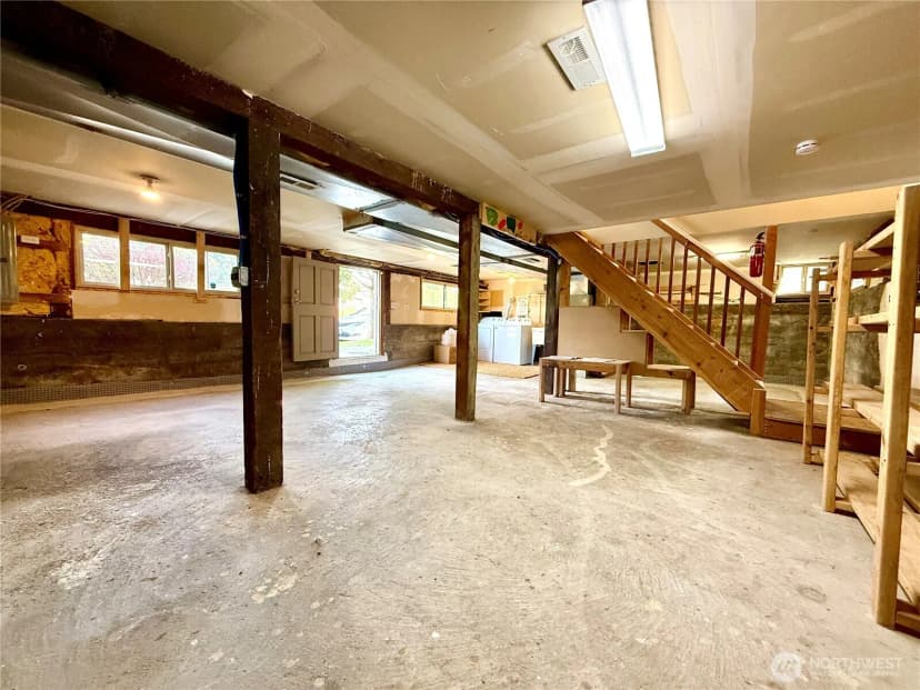 Property photo for 4502 Cascadia Avenue S, Seattle photo 23