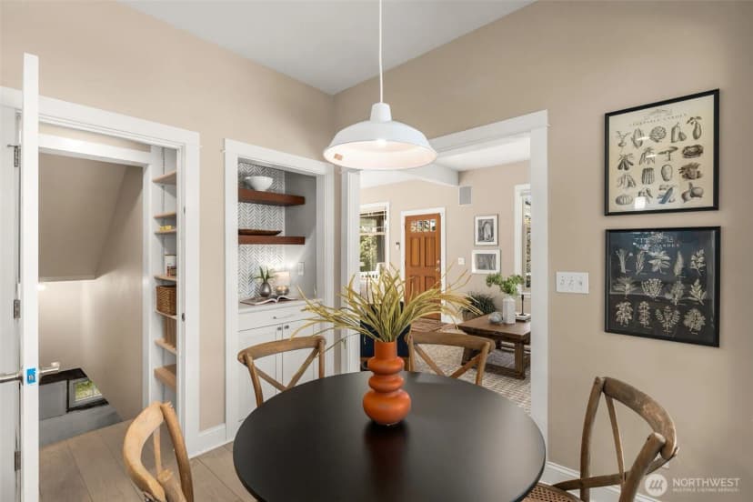 Property photo for 4502 Cascadia Avenue S, Seattle photo 14