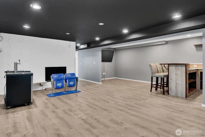 Property photo for 810 S 301st Place, Federal Way photo 15