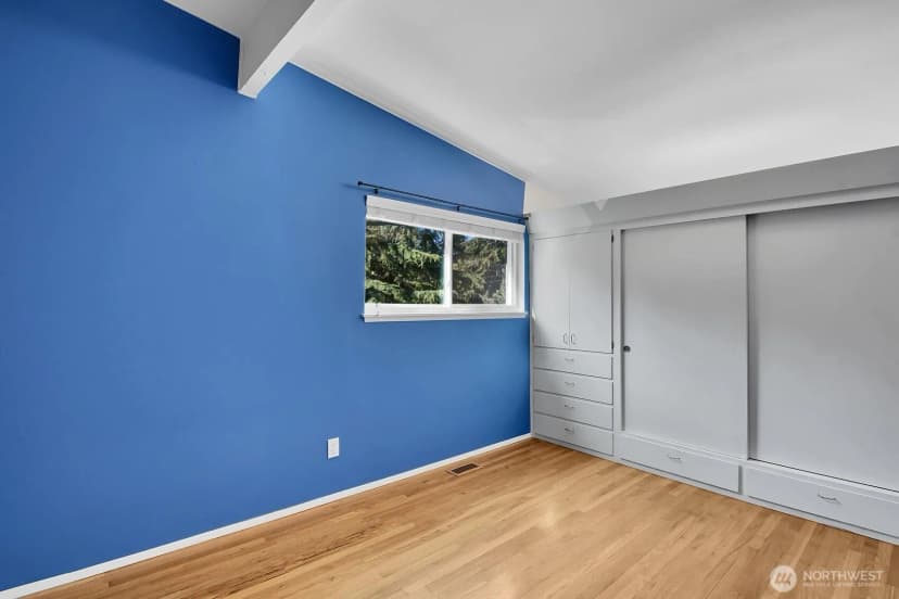 Property photo for 810 S 301st Place, Federal Way photo 12