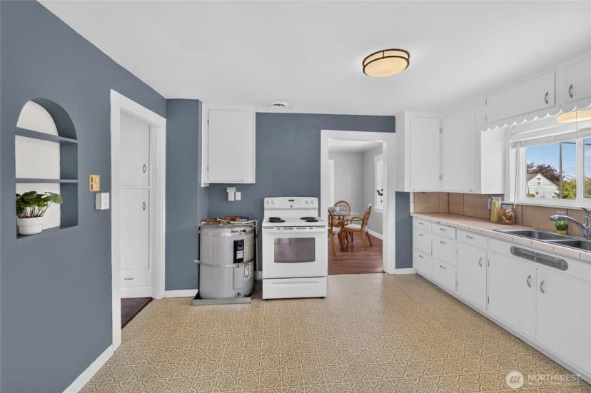 Property photo for 903 S Albert Street, Port Angeles photo 12