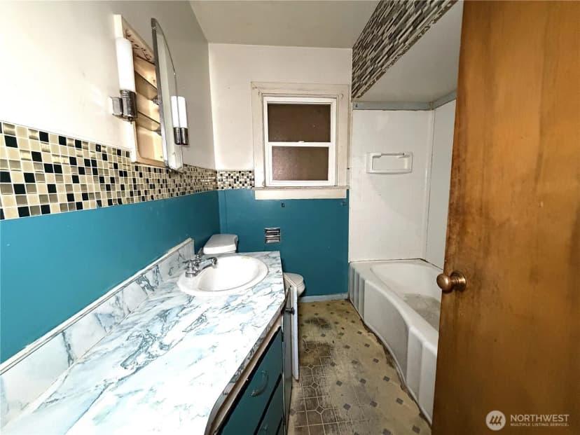 Property photo for 20 N Elm Street, Omak photo 15