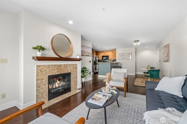 Property photo for 3203 Avalon Way Sw, Seattle