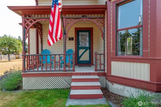 Property photo for 1209 Ne Leisure Street, Coupeville photo 3