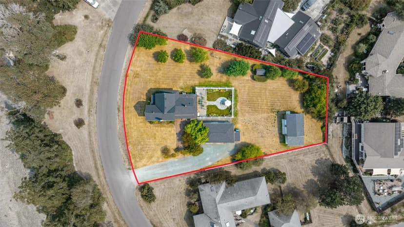 Property photo for 1209 Ne Leisure Street, Coupeville photo 2