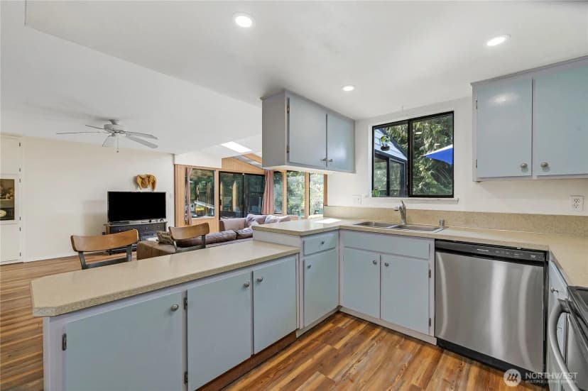 Property photo for 2357 Mountain View Drive Se, Port Orchard photo 21