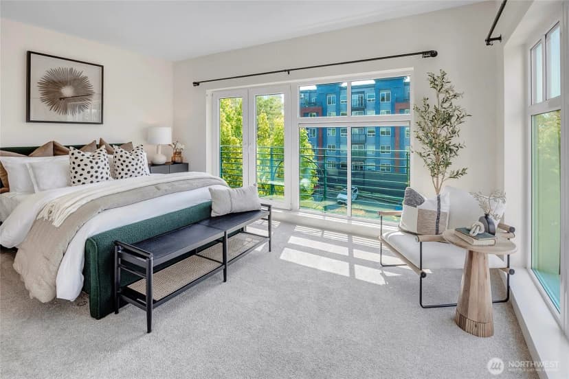 Property photo for 17 W Mercer Street #th7, Seattle photo 16