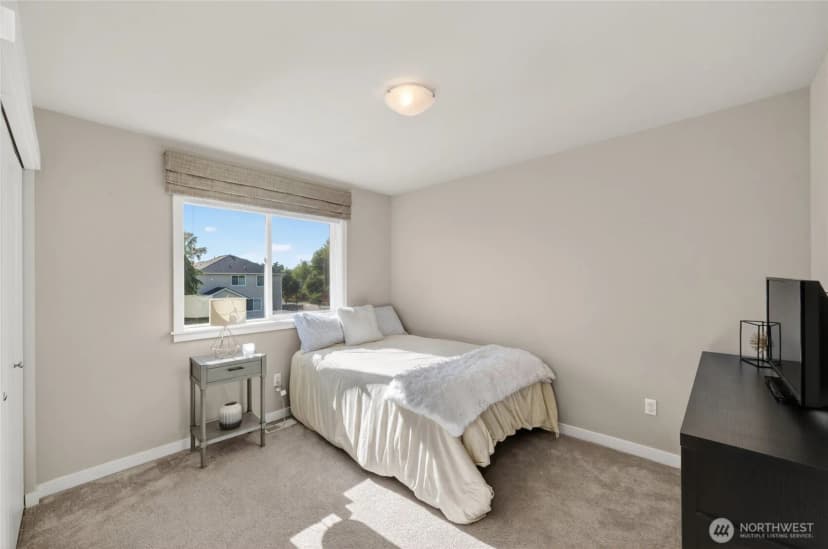 Property photo for 843 Katelyn Court, Burlington photo 24