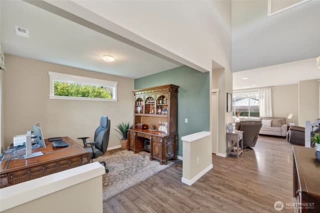 Property photo for 843 Katelyn Court, Burlington photo 5