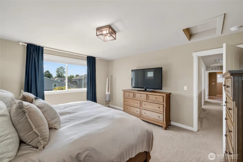 Property photo for 843 Katelyn Court, Burlington photo 29
