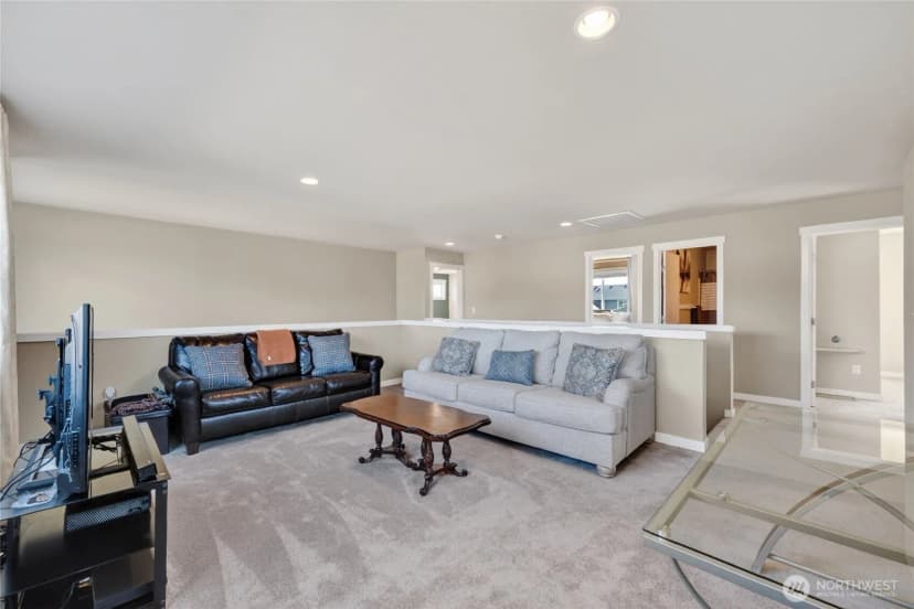 Property photo for 843 Katelyn Court, Burlington photo 21
