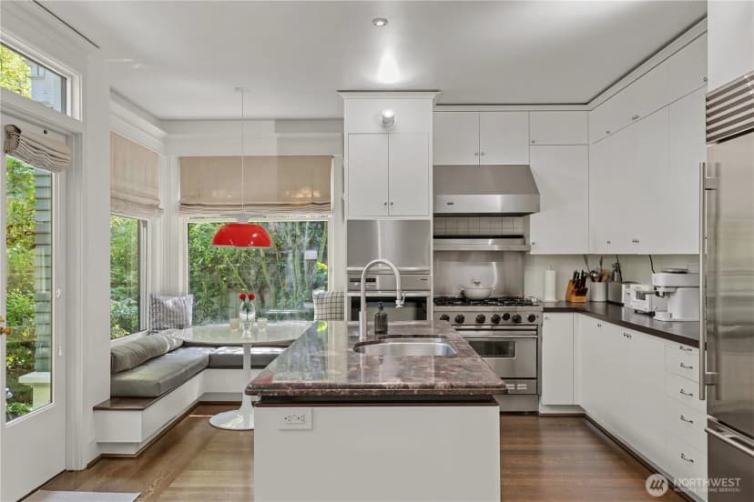 Property photo for 1108 Harvard Avenue E, Seattle photo 18