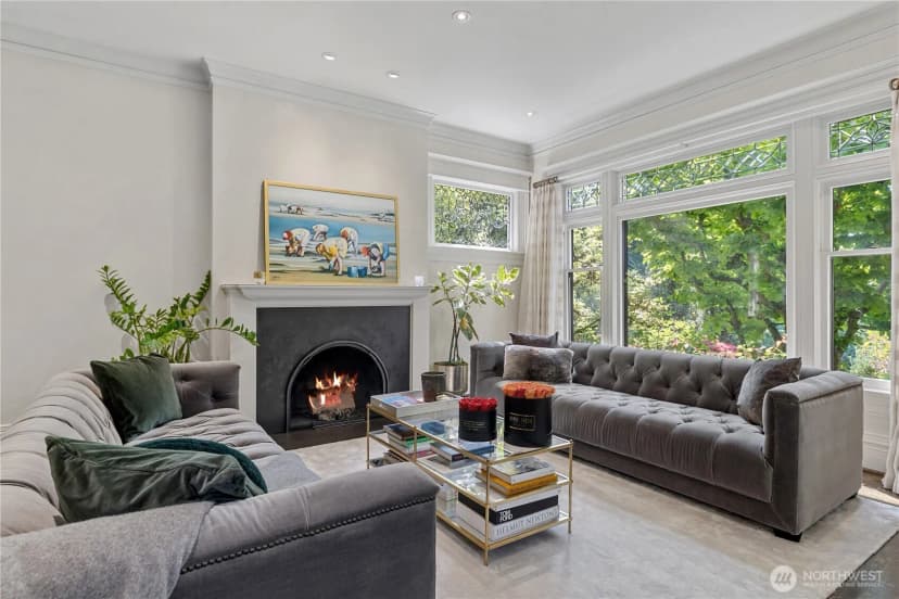 Property photo for 1108 Harvard Avenue E, Seattle photo 12