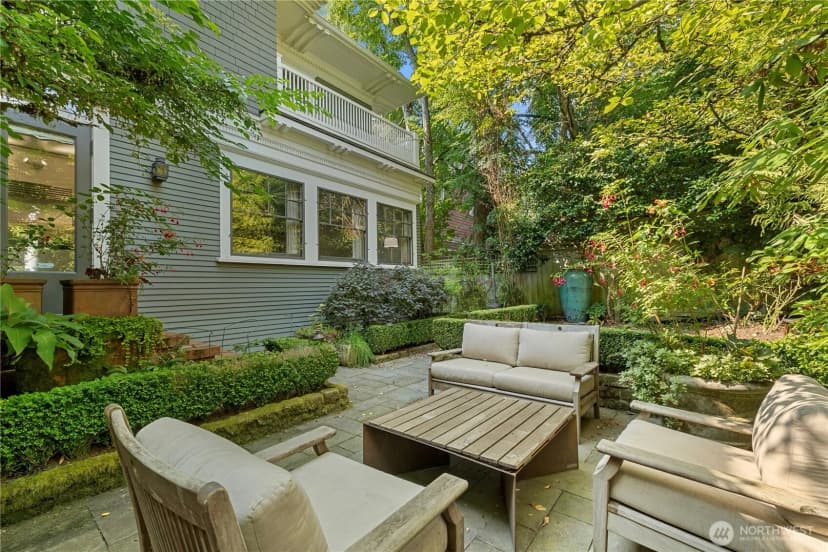 Property photo for 1108 Harvard Avenue E, Seattle photo 38