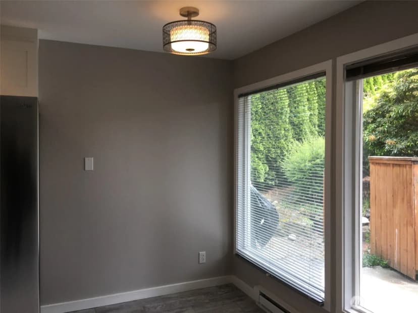 Property photo for 324 6th Avenue S, Kirkland photo 17