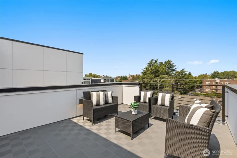 Property photo for 222 10th Avenue E #d, Seattle photo 29
