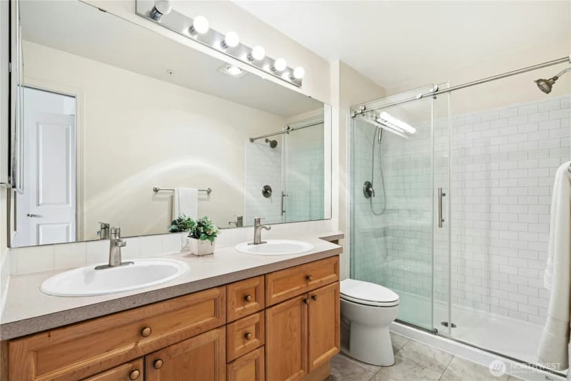 Property photo for 2244 132nd Avenue Se #b208, Bellevue photo 17