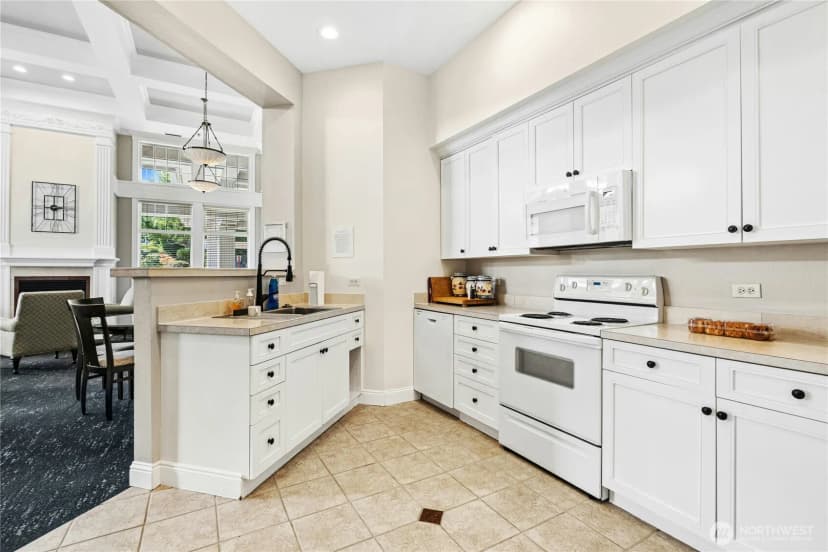 Property photo for 2244 132nd Avenue Se #b208, Bellevue photo 31