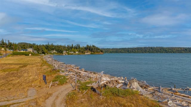 Property photo for 13327 Satterlee Road, Anacortes