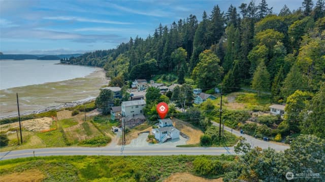 Property photo for 13327 Satterlee Road, Anacortes photo 3