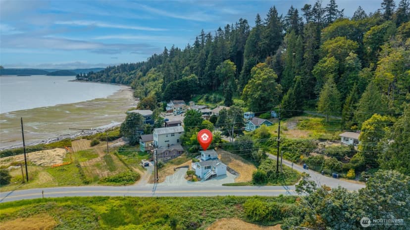 Property photo for 13327 Satterlee Road, Anacortes photo 3