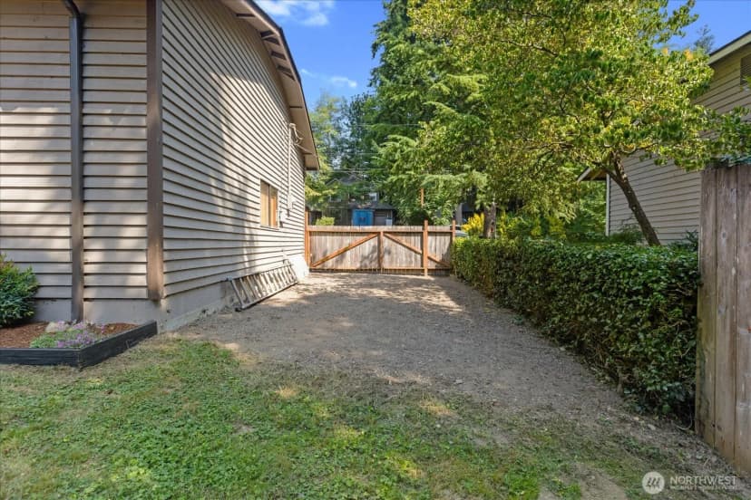 Property photo for 1511 N Lake Stickney Drive, Lynnwood photo 34