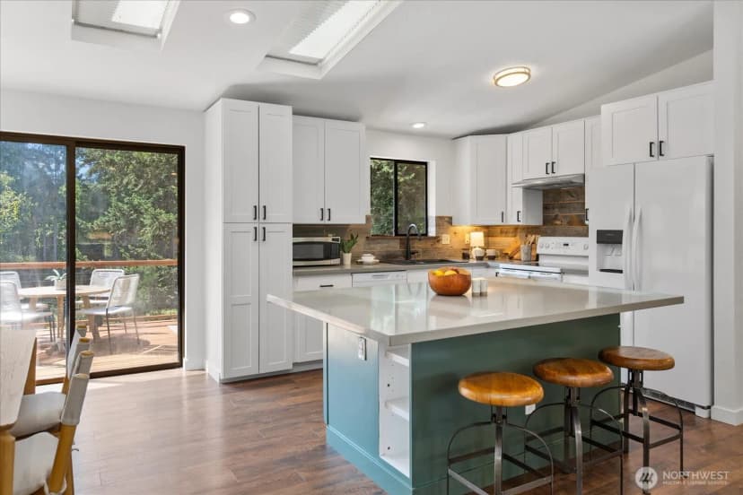 Property photo for 1511 N Lake Stickney Drive, Lynnwood photo 14
