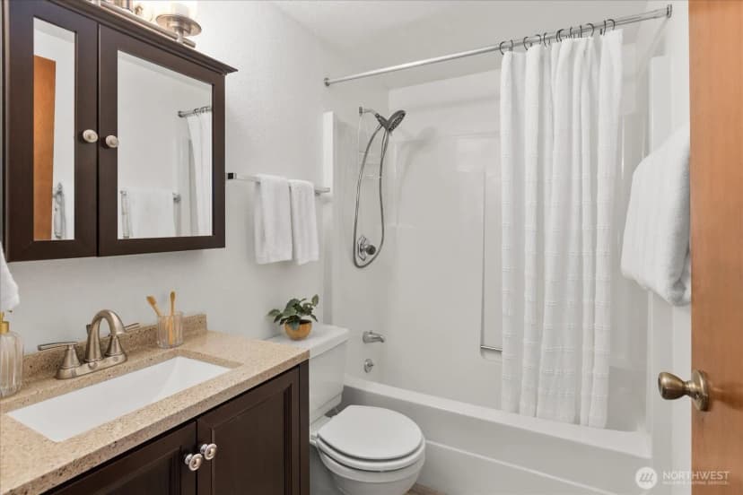 Property photo for 1511 N Lake Stickney Drive, Lynnwood photo 26