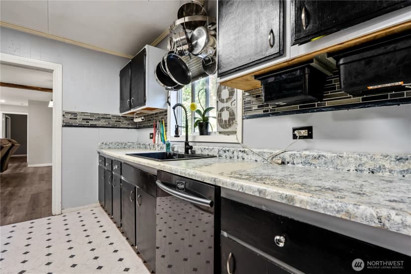 Property photo for 675 D Street, Blaine photo 19