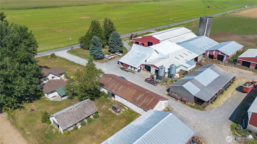 Property photo for 4927 Jones Road, Sumas photo 39