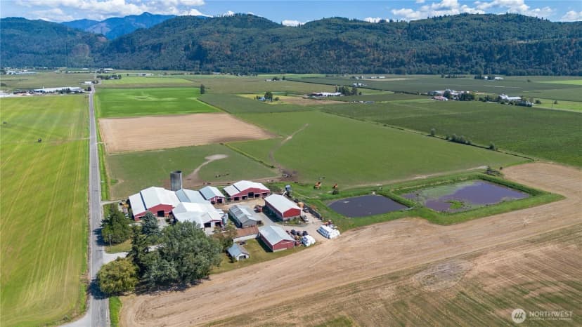 Property photo for 4927 Jones Road, Sumas photo 29