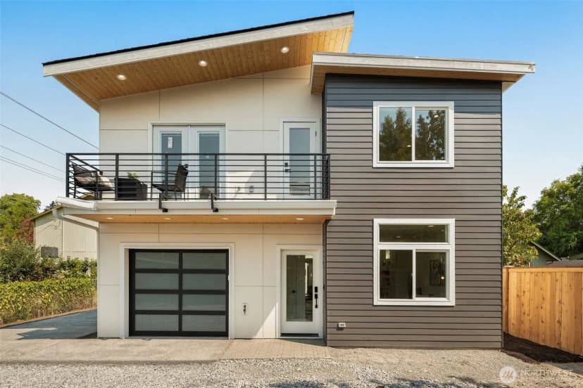 Property photo for 9251 Palatine Avenue N #c, Seattle photo 27
