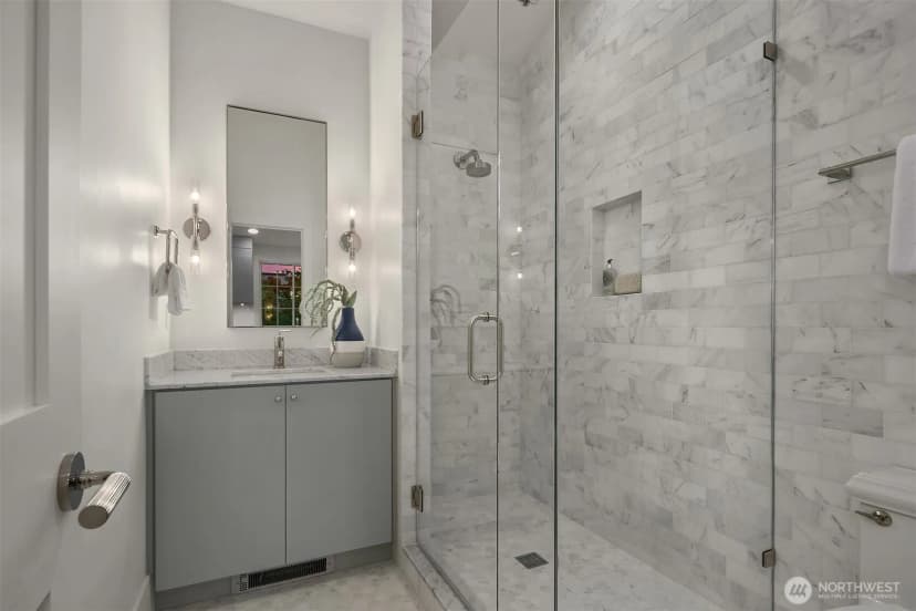 Property photo for 1031 Mcgilvra Boulevard E, Seattle photo 30