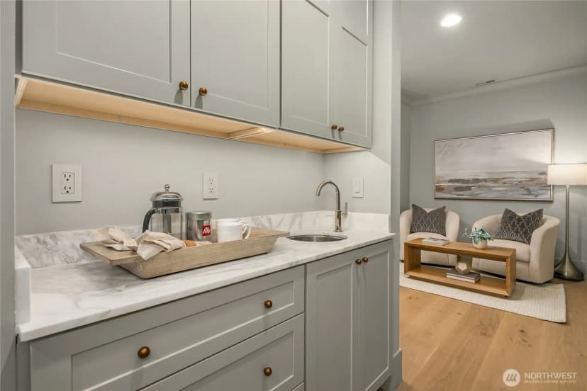 Property photo for 1031 Mcgilvra Boulevard E, Seattle photo 22