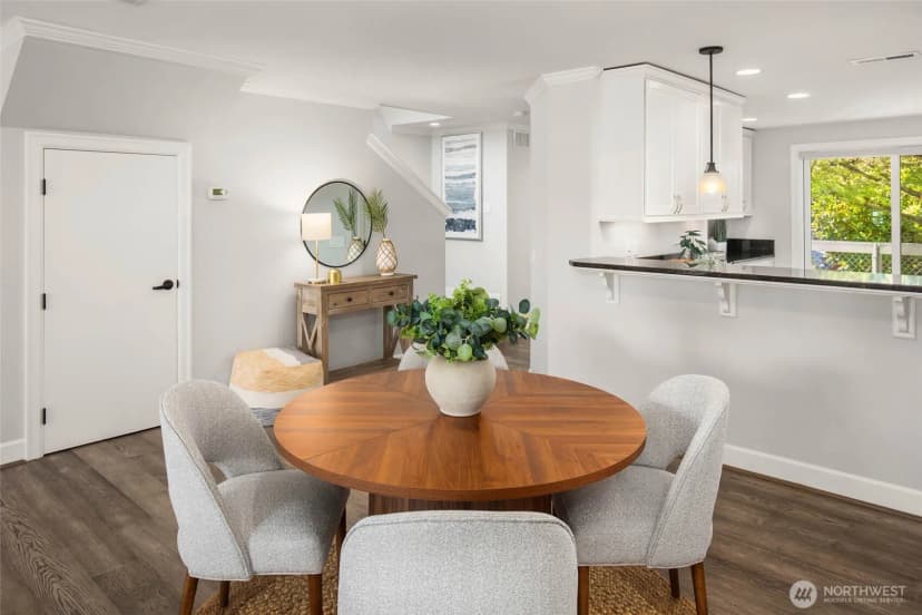 Property photo for 6121 Ne 175th Street #c201, Kenmore photo 19