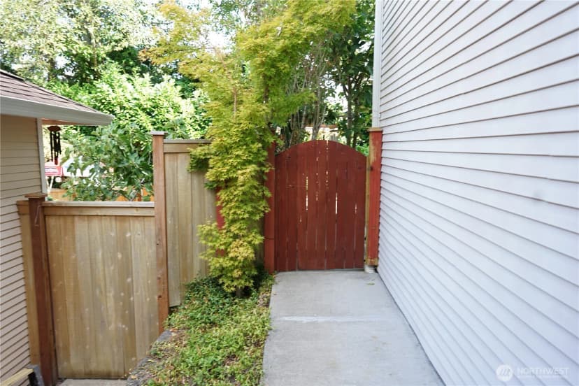 Property photo for 4711 159th Street Sw, Lynnwood photo 10