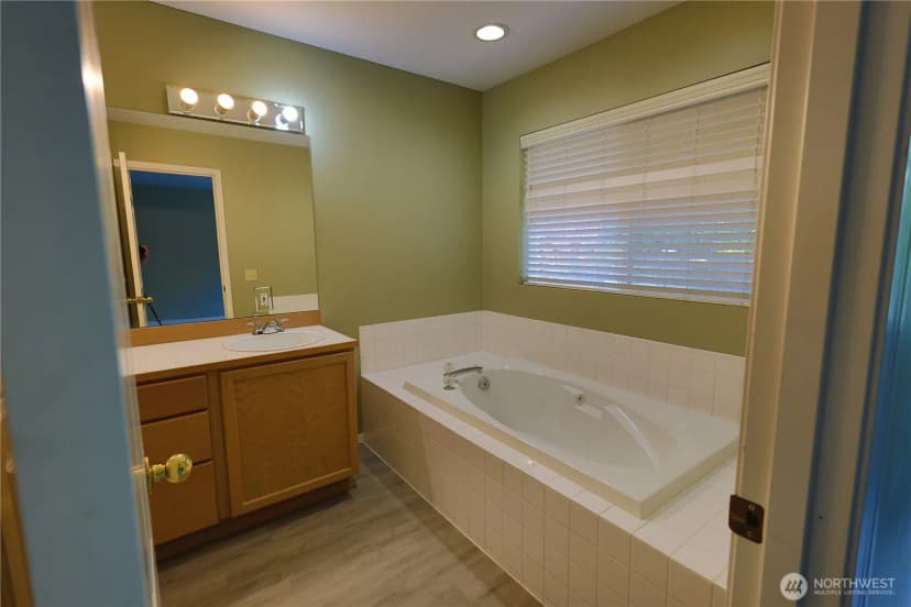 Property photo for 4711 159th Street Sw, Lynnwood photo 11