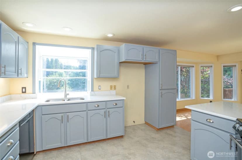 Property photo for 5724 Ne Puget Beach Road Ne, Olympia photo 16