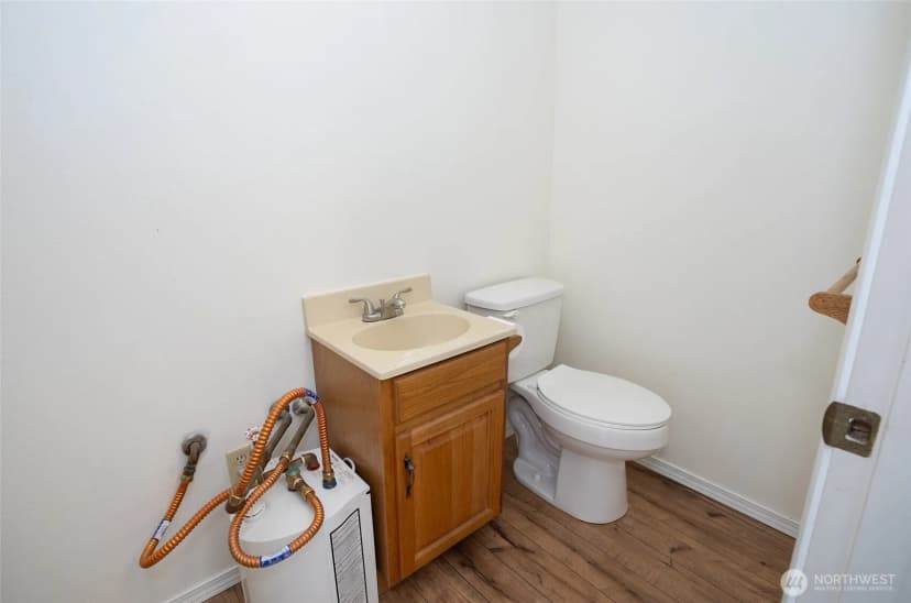 Property photo for 5724 Ne Puget Beach Road Ne, Olympia photo 33