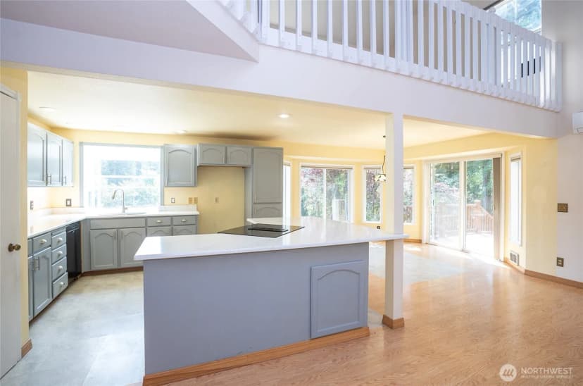 Property photo for 5724 Ne Puget Beach Road Ne, Olympia photo 13
