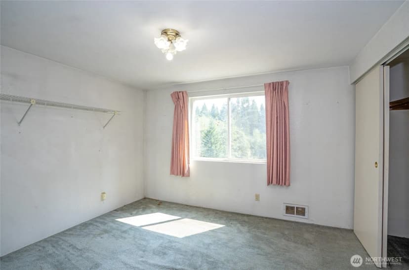 Property photo for 5724 Ne Puget Beach Road Ne, Olympia photo 21