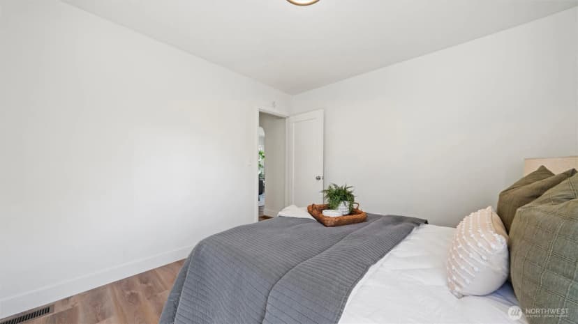Property photo for 211 Se 4th Street, College Place photo 11
