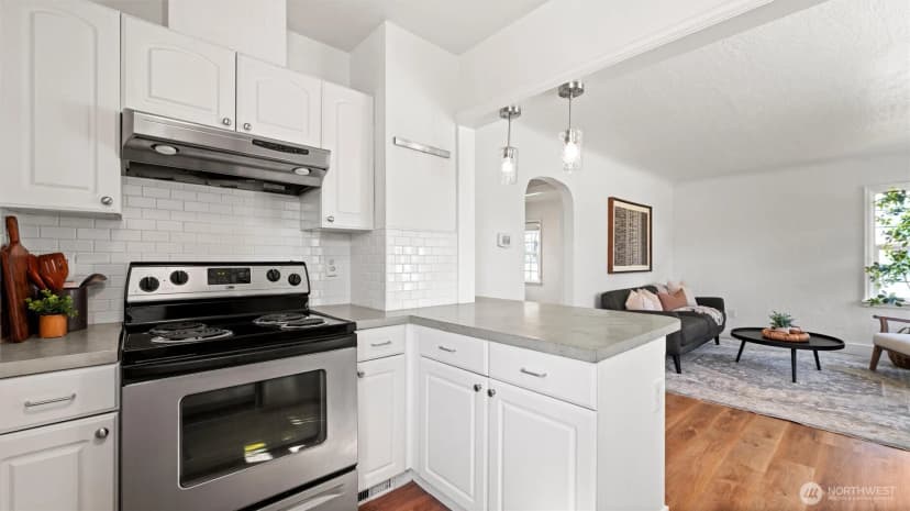 Property photo for 211 Se 4th Street, College Place photo 8