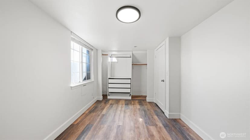 Property photo for 211 Se 4th Street, College Place photo 19