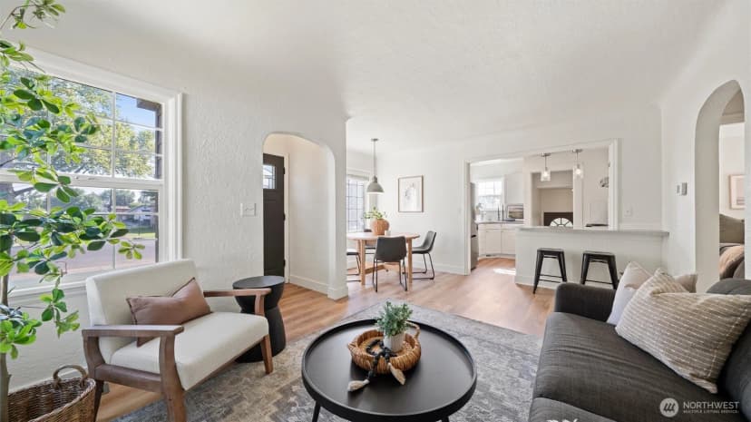 Property photo for 211 Se 4th Street, College Place photo 7