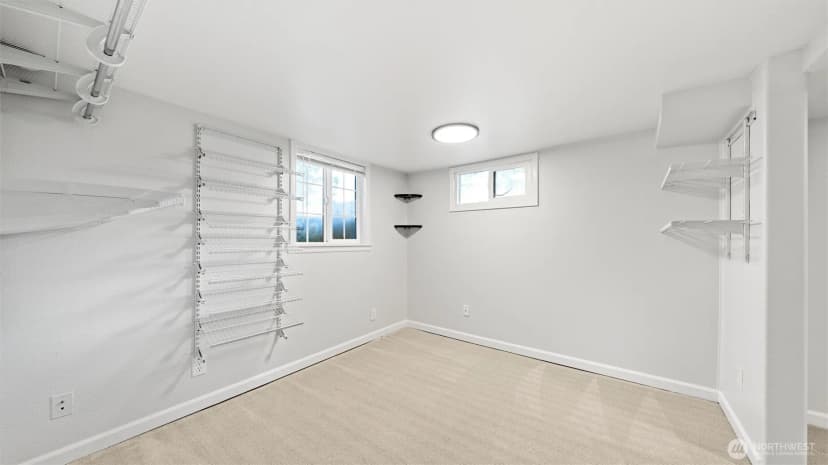 Property photo for 211 Se 4th Street, College Place photo 22