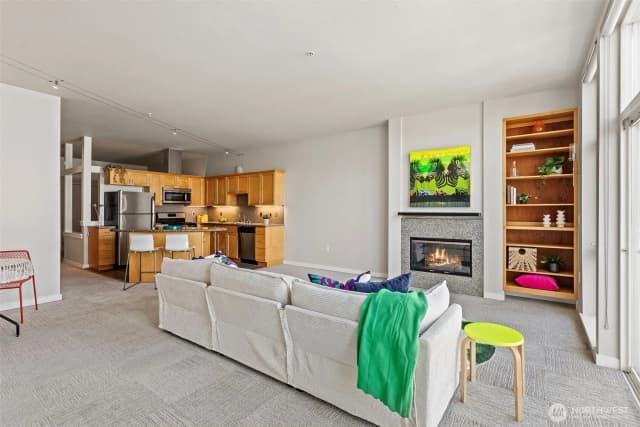 Property photo for 303 E Pike St #602, Seattle photo 5