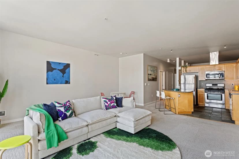 Property photo for 303 E Pike St #602, Seattle photo 6